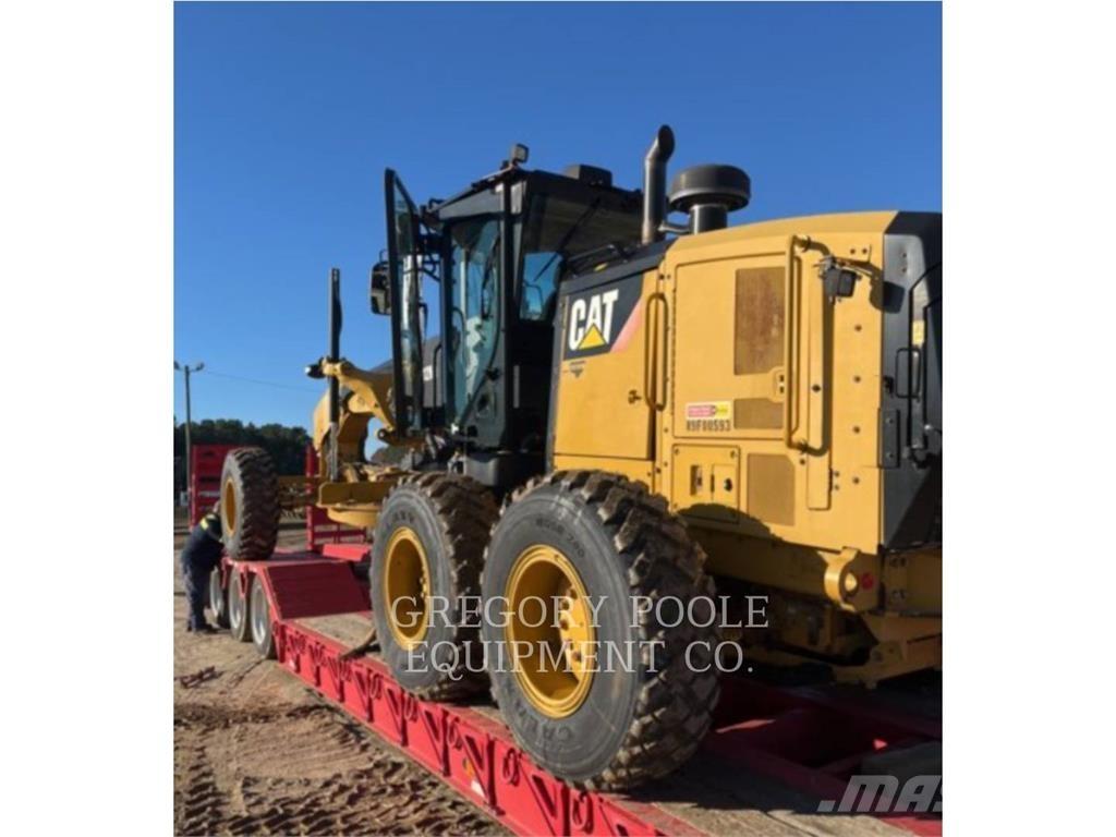 CAT 12M3 Greideriai