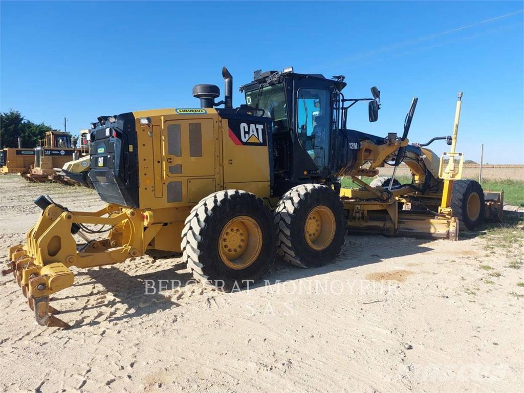 CAT 12M3 Greideriai