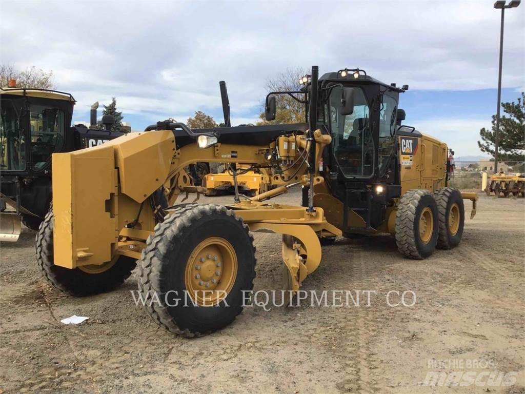 CAT 12M3 Greideriai