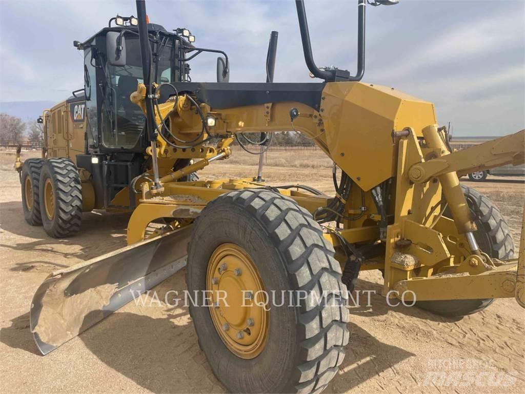 CAT 12M3 AWD Greideriai