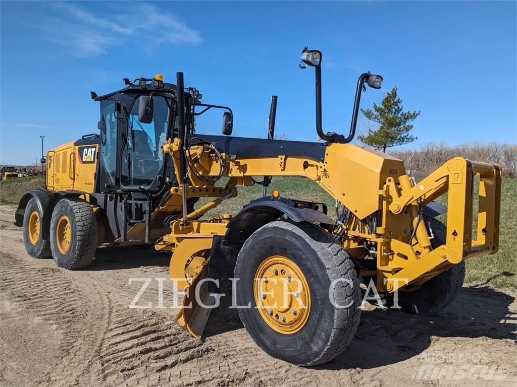 CAT 12M3AWD Greideriai