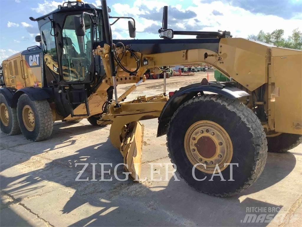 CAT 12M3AWD Greideriai