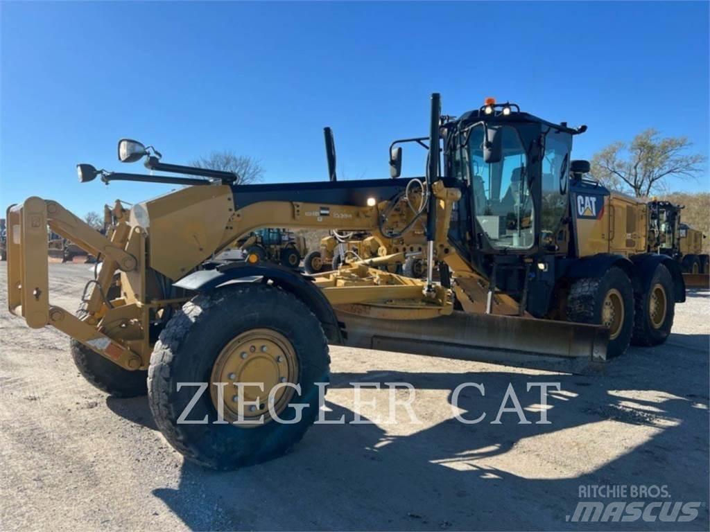 CAT 12M3AWD Greideriai