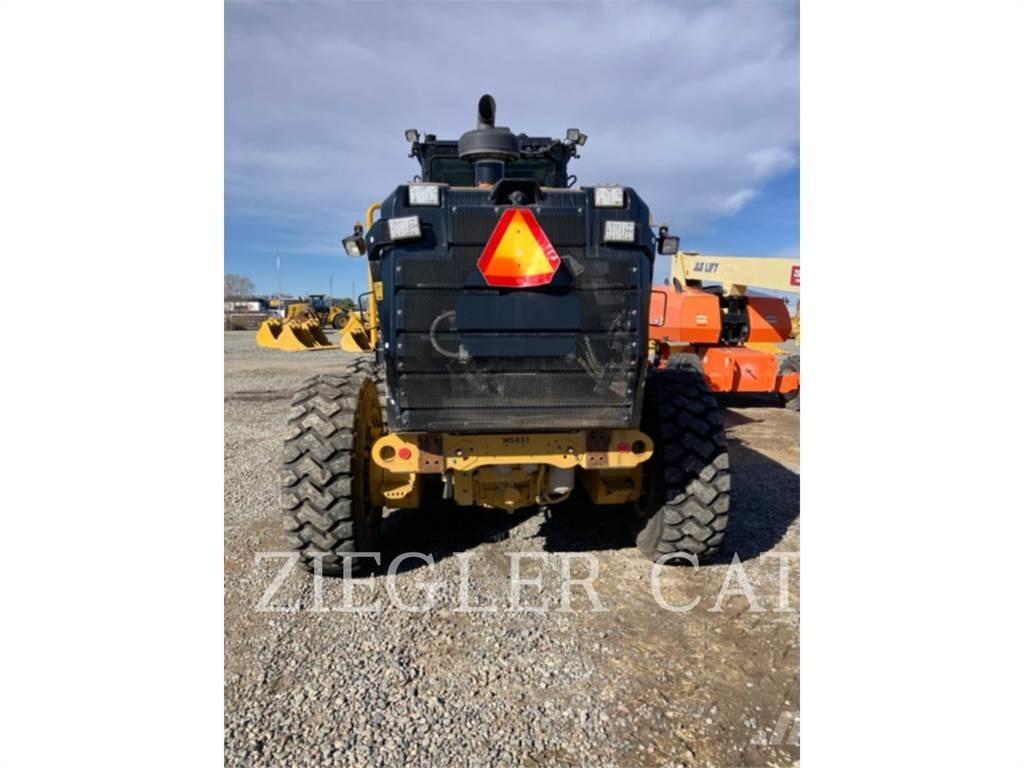 CAT 12M3AWD Greideriai