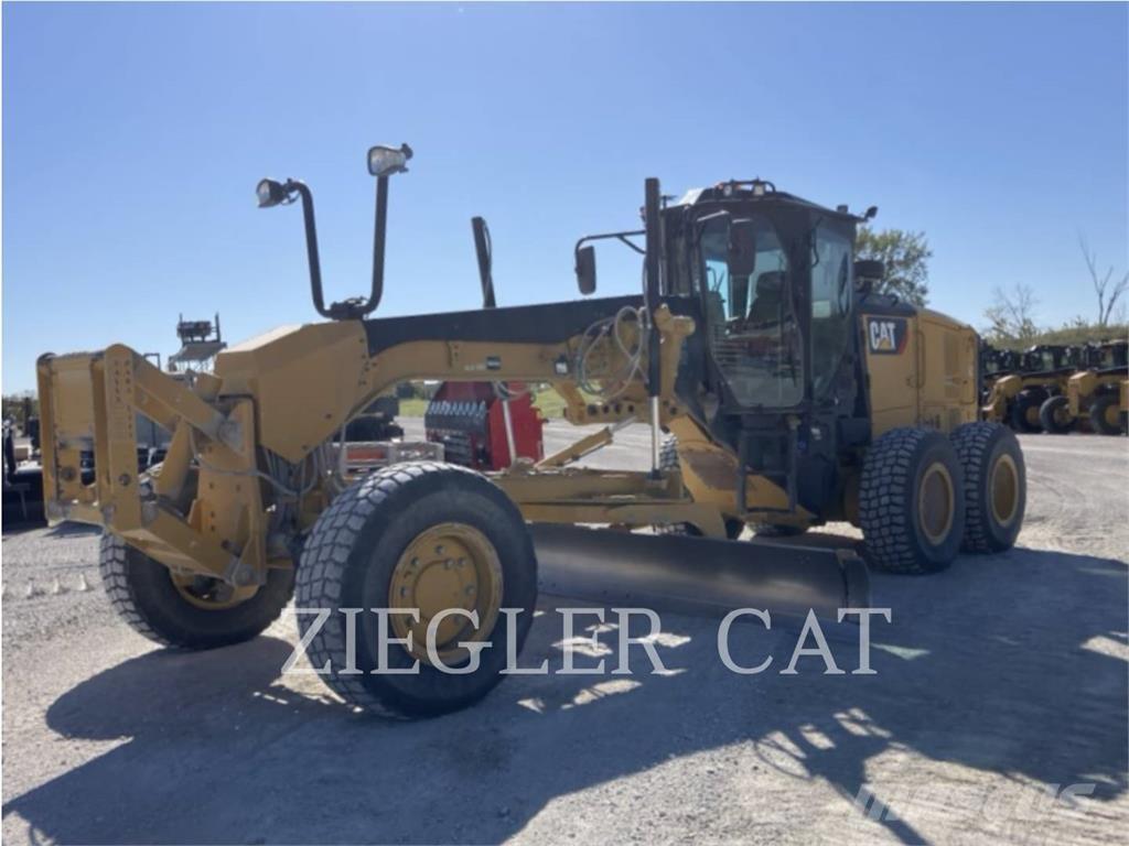 CAT 12M3AWD Greideriai