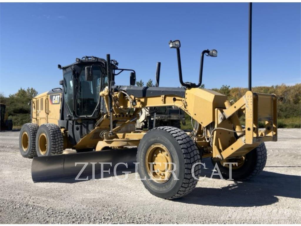 CAT 12M3AWD Greideriai
