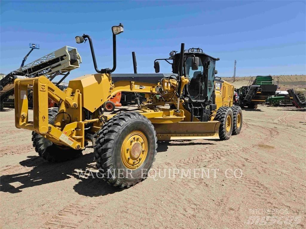 CAT 12M3AWD Greideriai