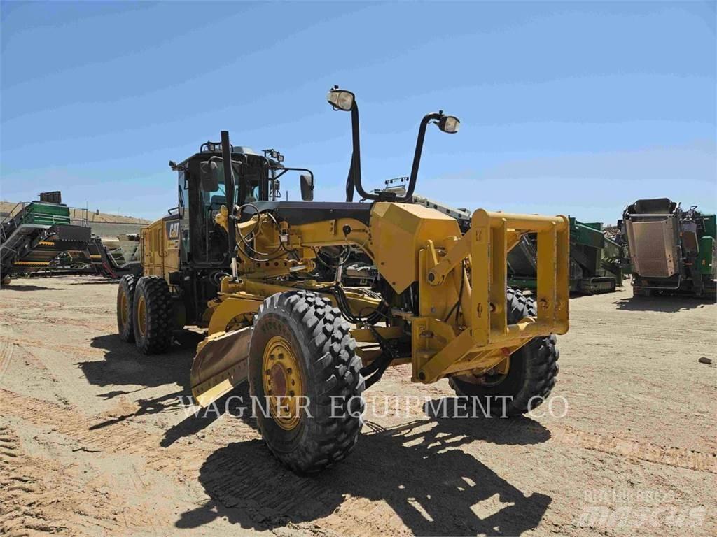 CAT 12M3AWD Greideriai