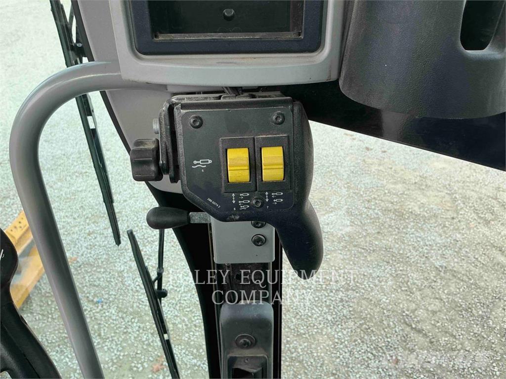 CAT 12M3AWX Greideriai