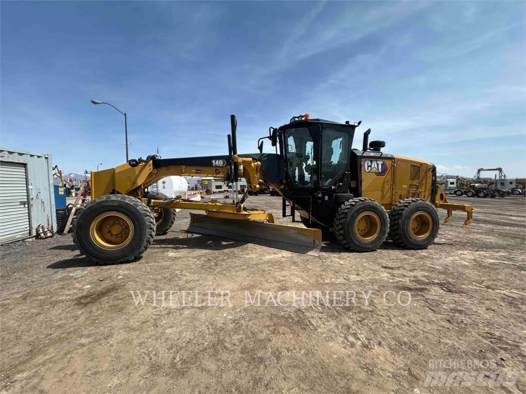 CAT 140 Greideriai