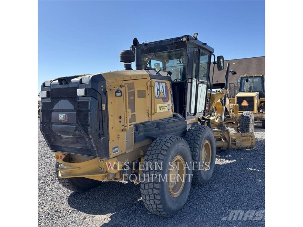 CAT 140 Greideriai