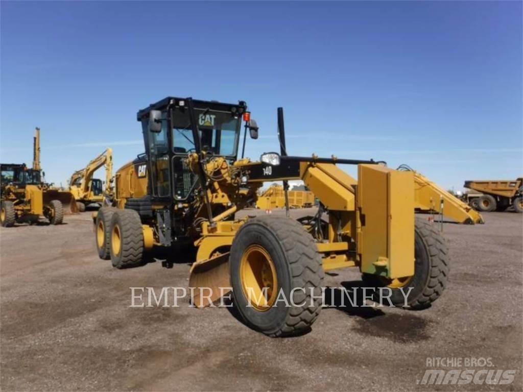 CAT 140-13 Greideriai