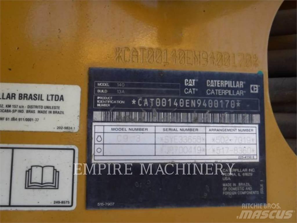 CAT 140-13 Greideriai