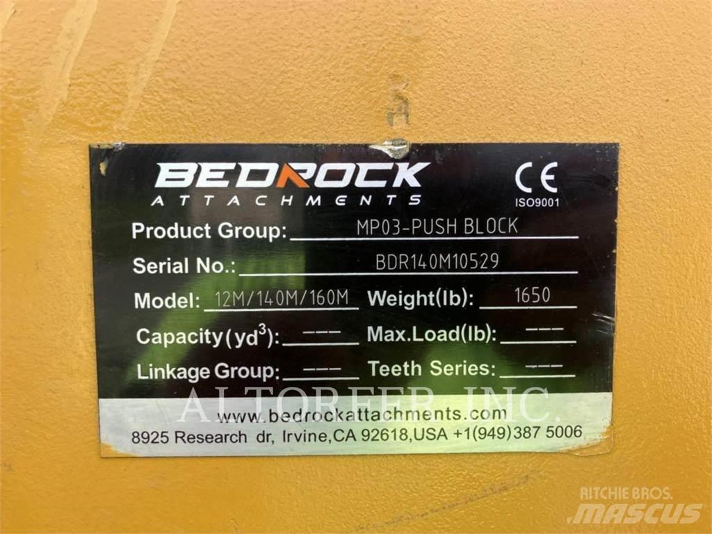 CAT 140-15AWD Greideriai
