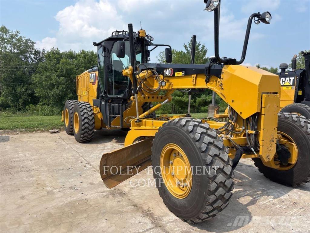 CAT 140-15AWJI Greideriai