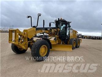CAT 140 AWD Greideriai