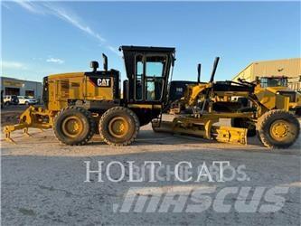 CAT 140 AWD Greideriai
