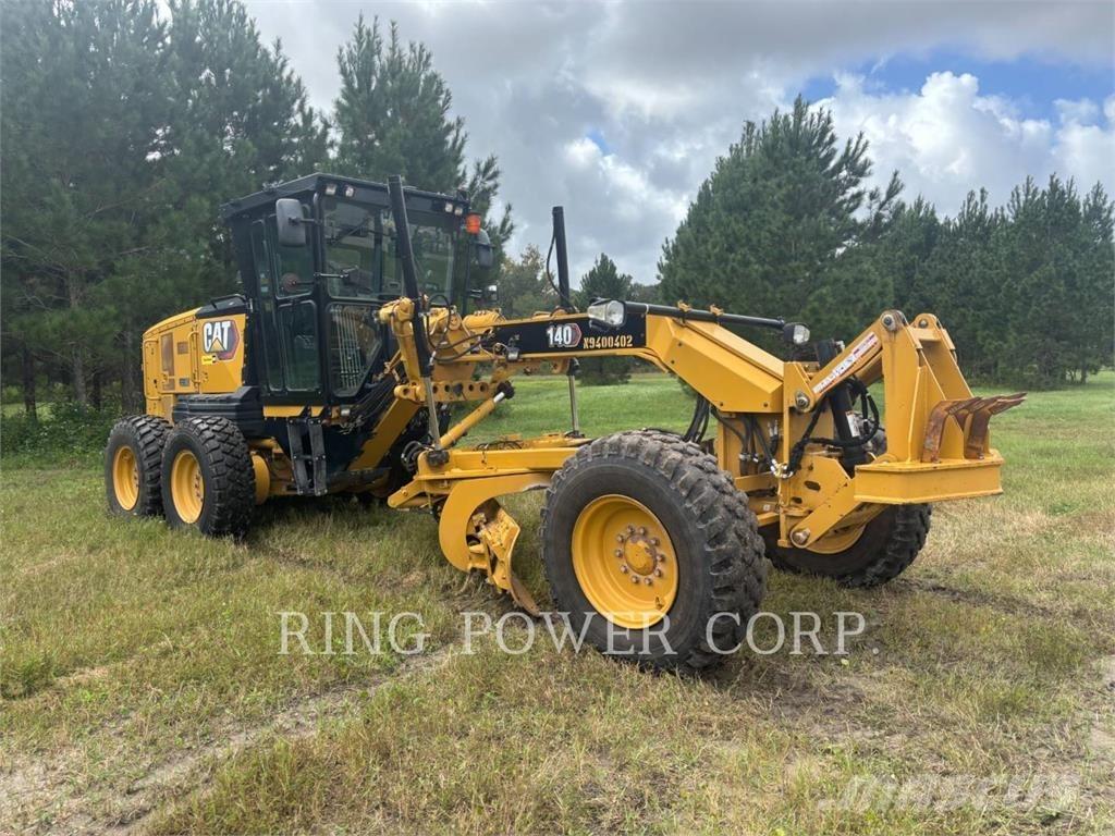 CAT 140 LVR Greideriai