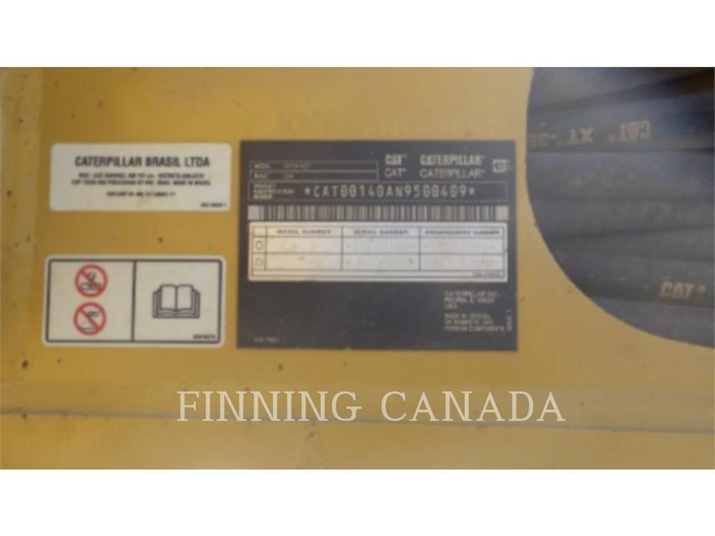 CAT 140 LVR AWD Greideriai