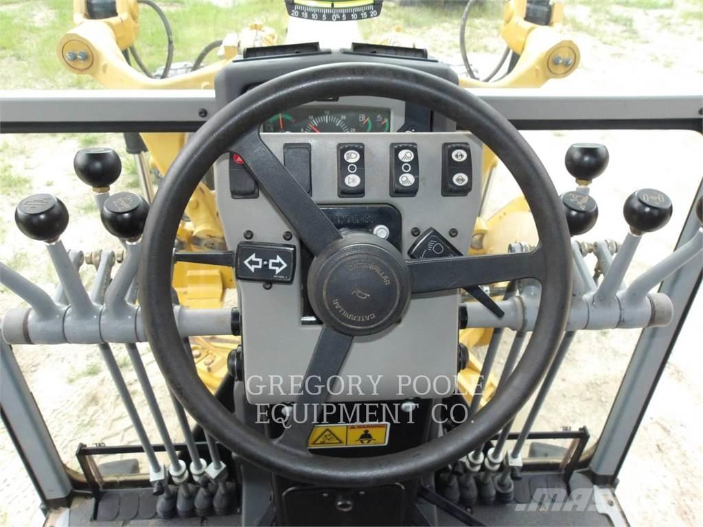 CAT 14013 Greideriai