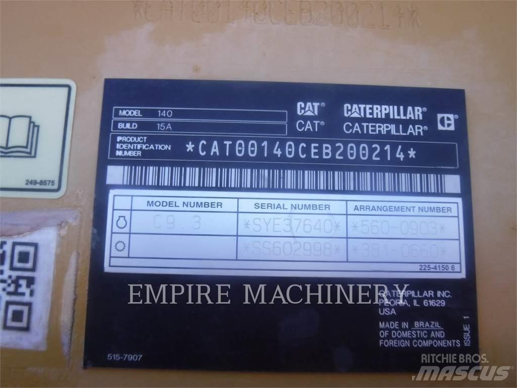 CAT 14015 Greideriai