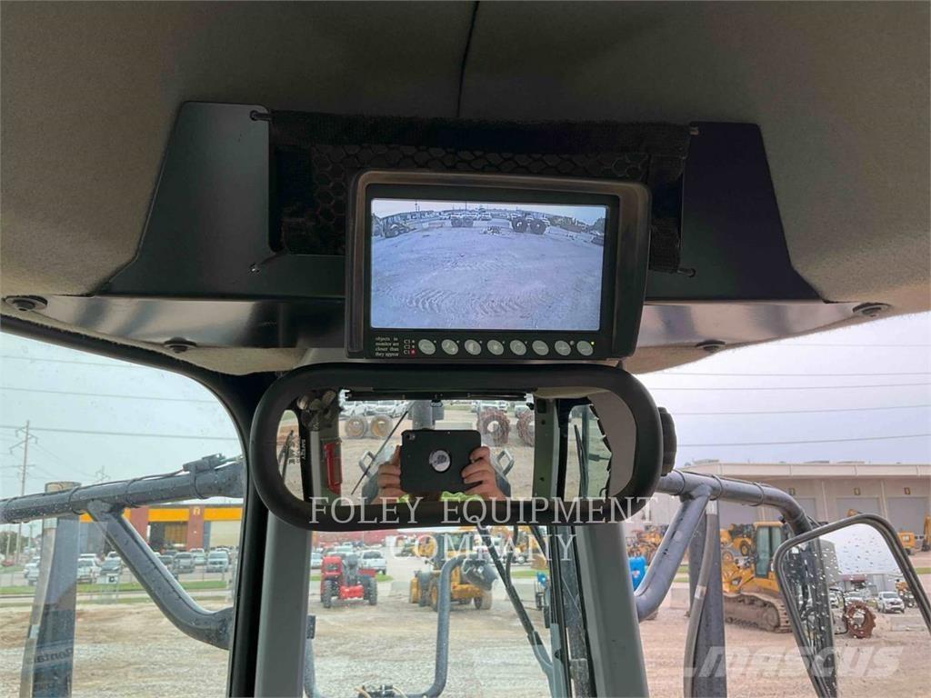 CAT 14015AWD Greideriai