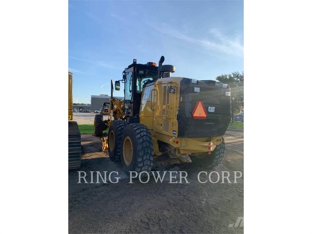 CAT 140AWD CS Greideriai