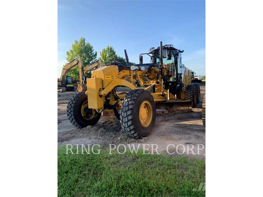 CAT 140AWD CS Greideriai