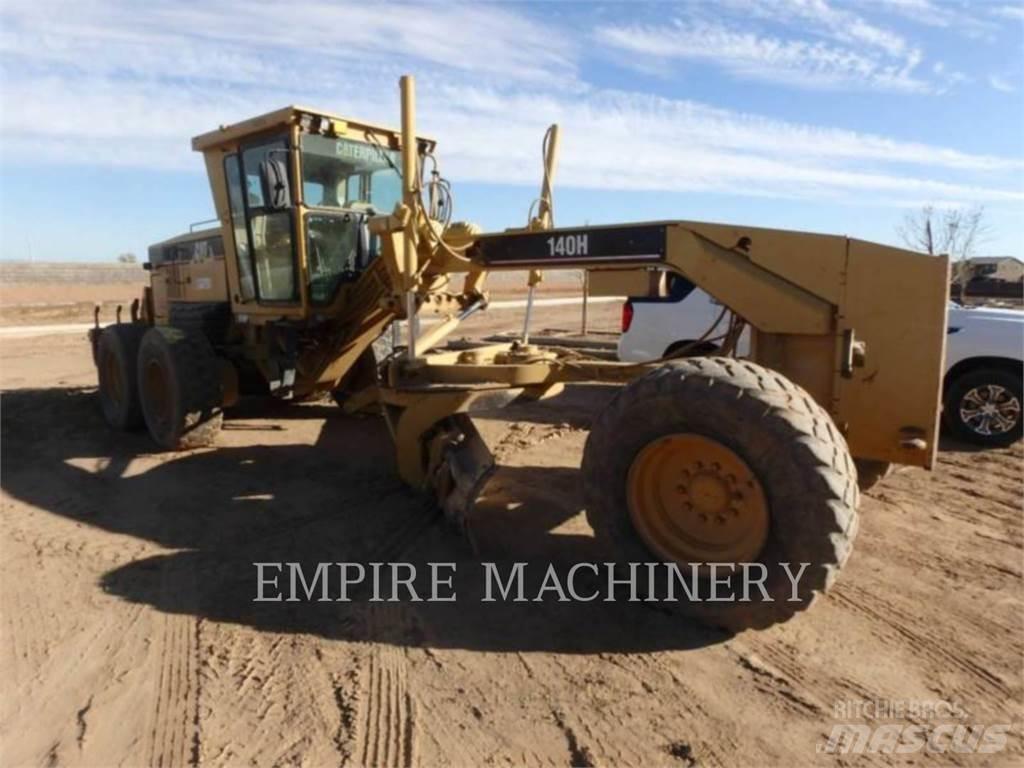 CAT 140H Greideriai