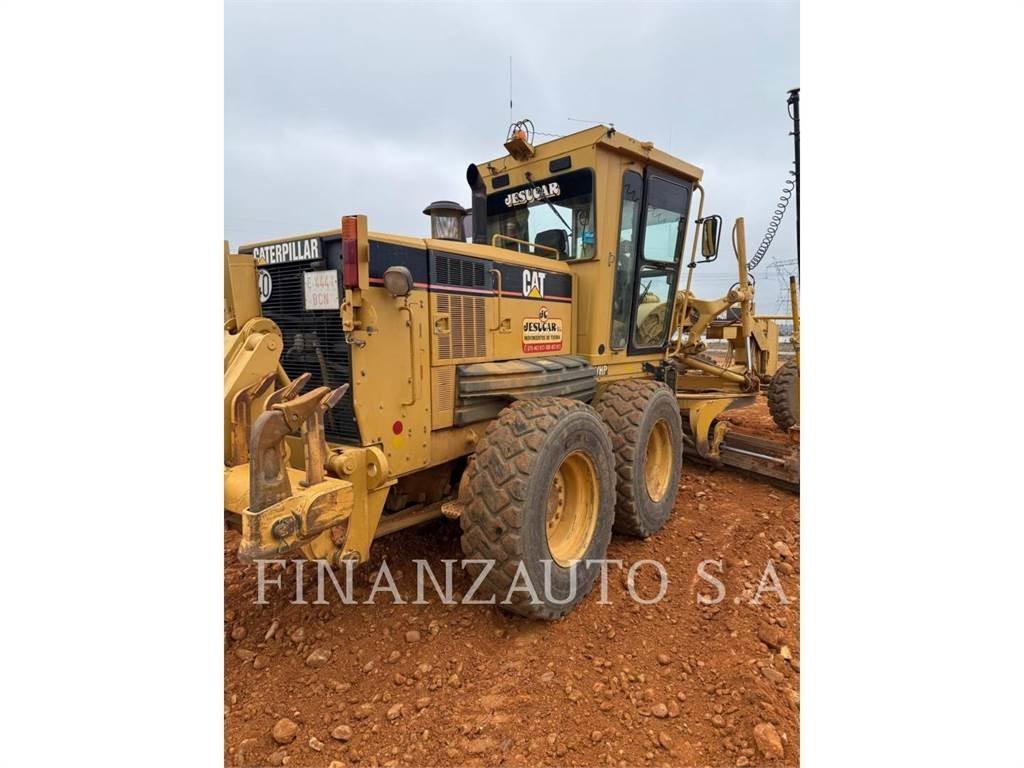 CAT 140H Greideriai