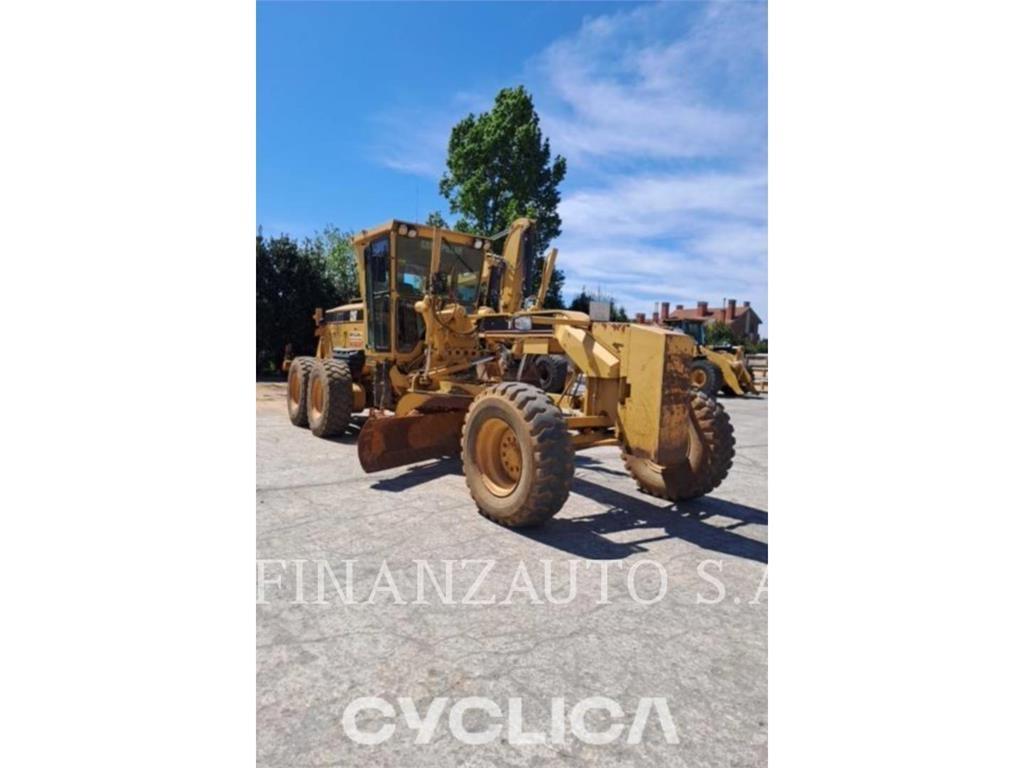 CAT 140H Greideriai