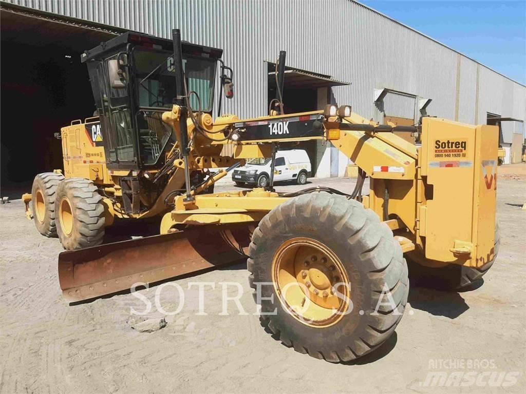 CAT 140K Greideriai