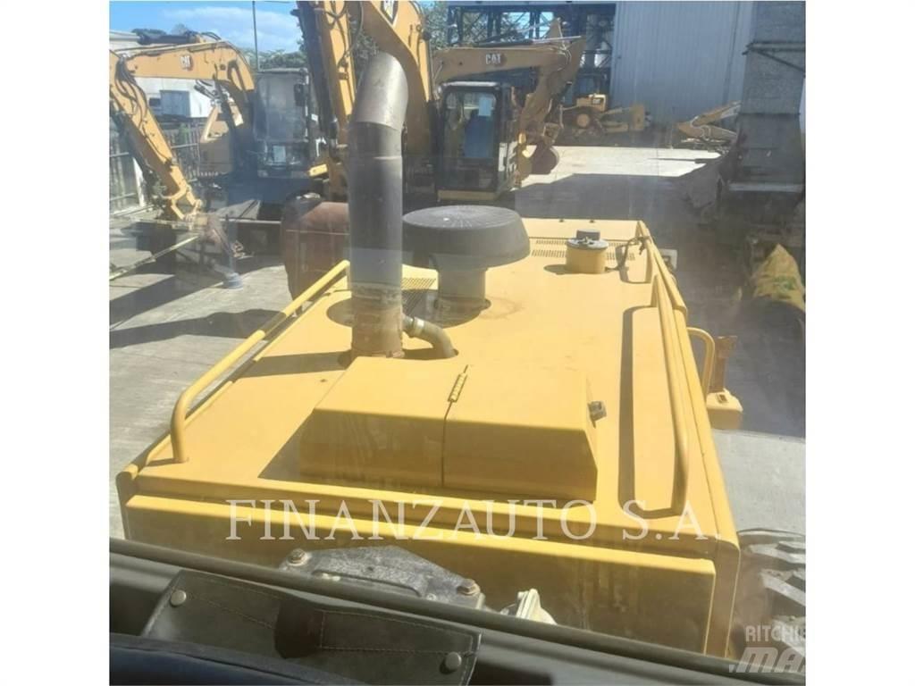CAT 140K Greideriai