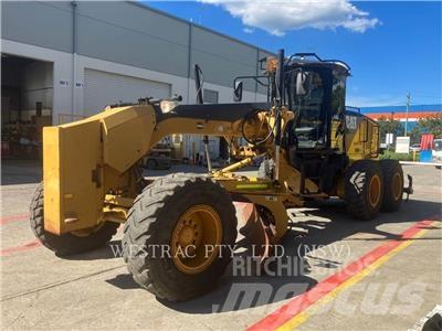 CAT 140M Greideriai