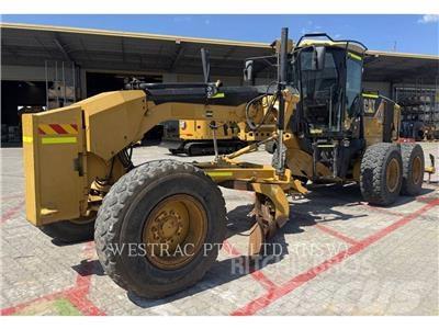 CAT 140M Greideriai