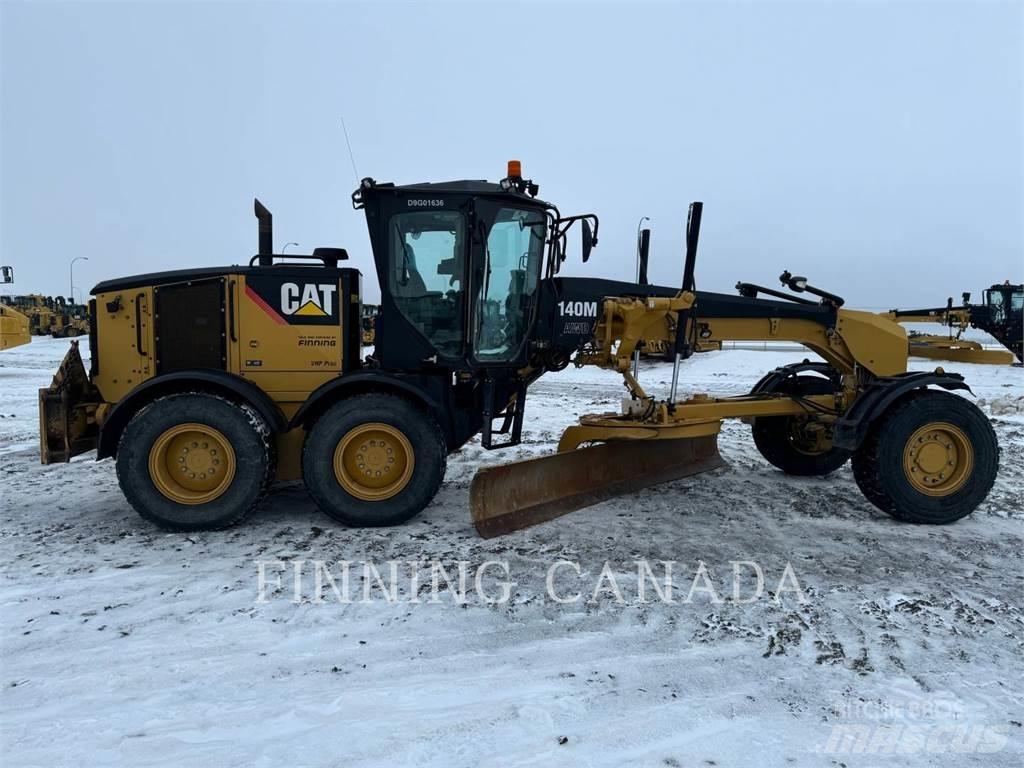 CAT 140M Greideriai