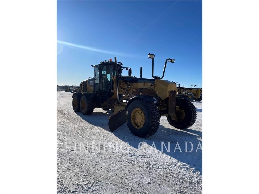 CAT 140M Greideriai