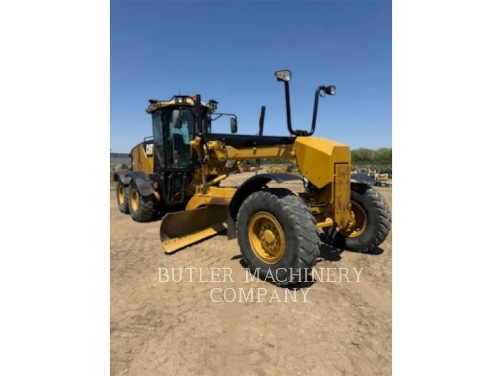 CAT 140M Greideriai