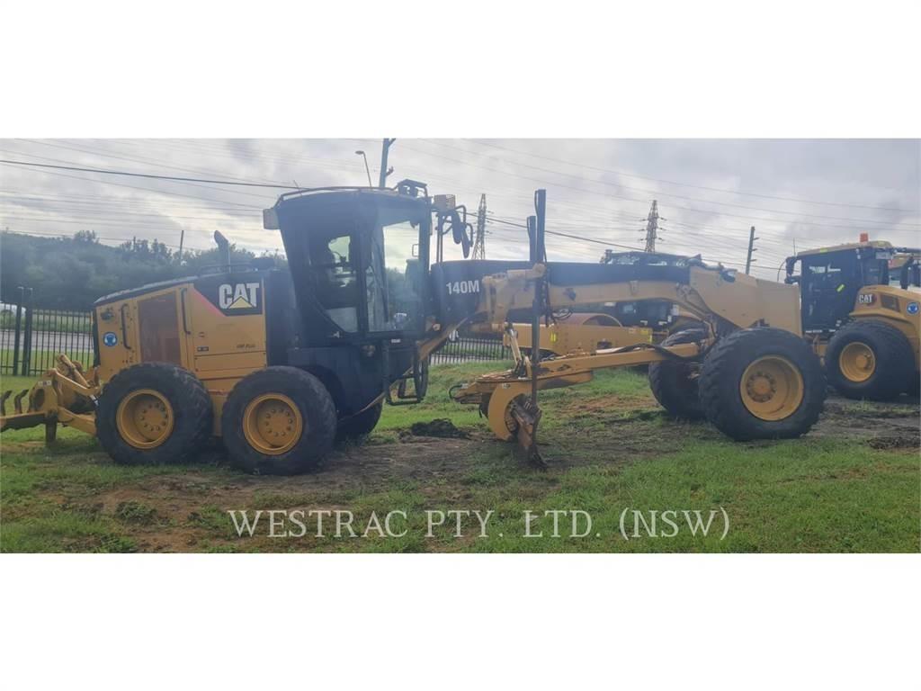CAT 140M Greideriai