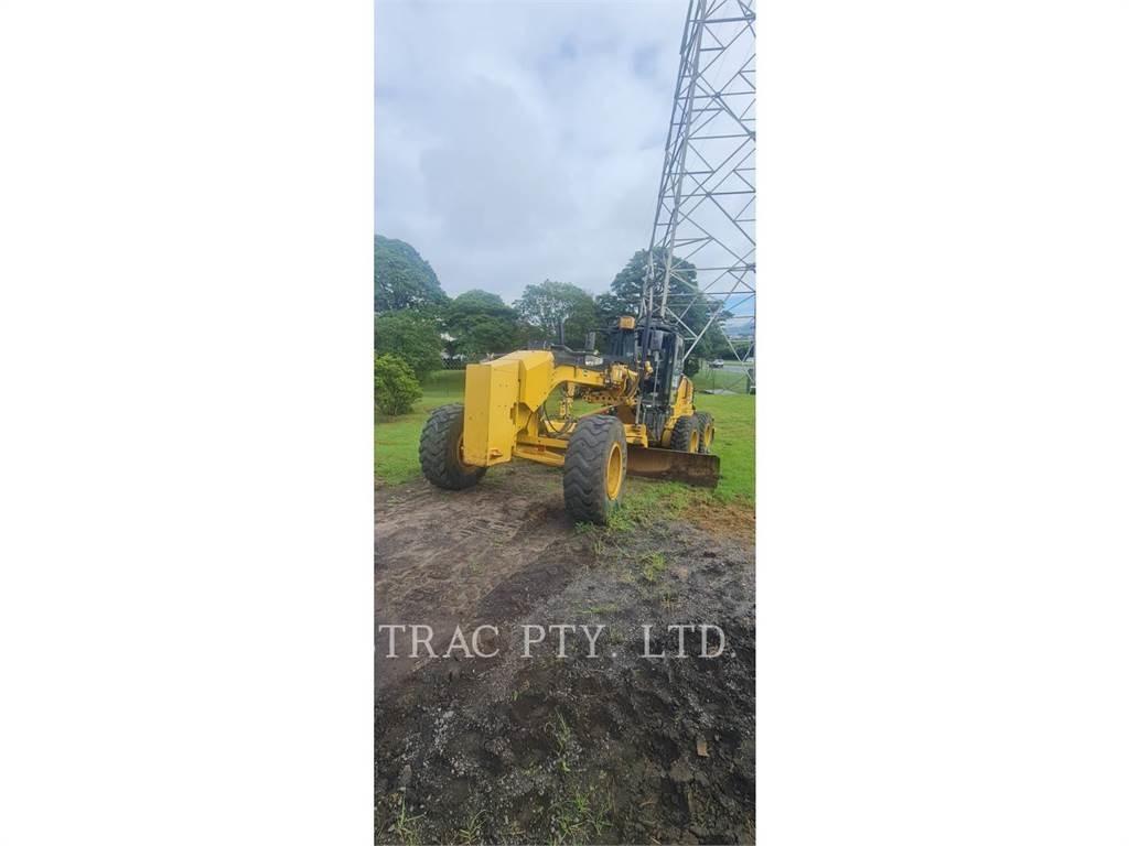 CAT 140M Greideriai