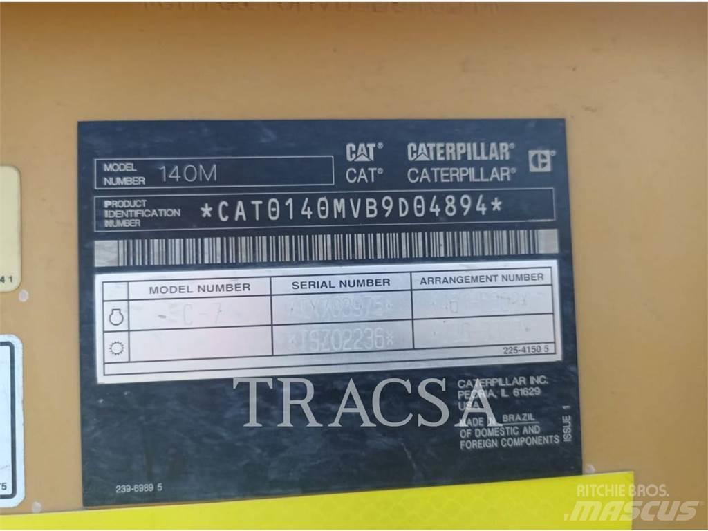 CAT 140M Greideriai