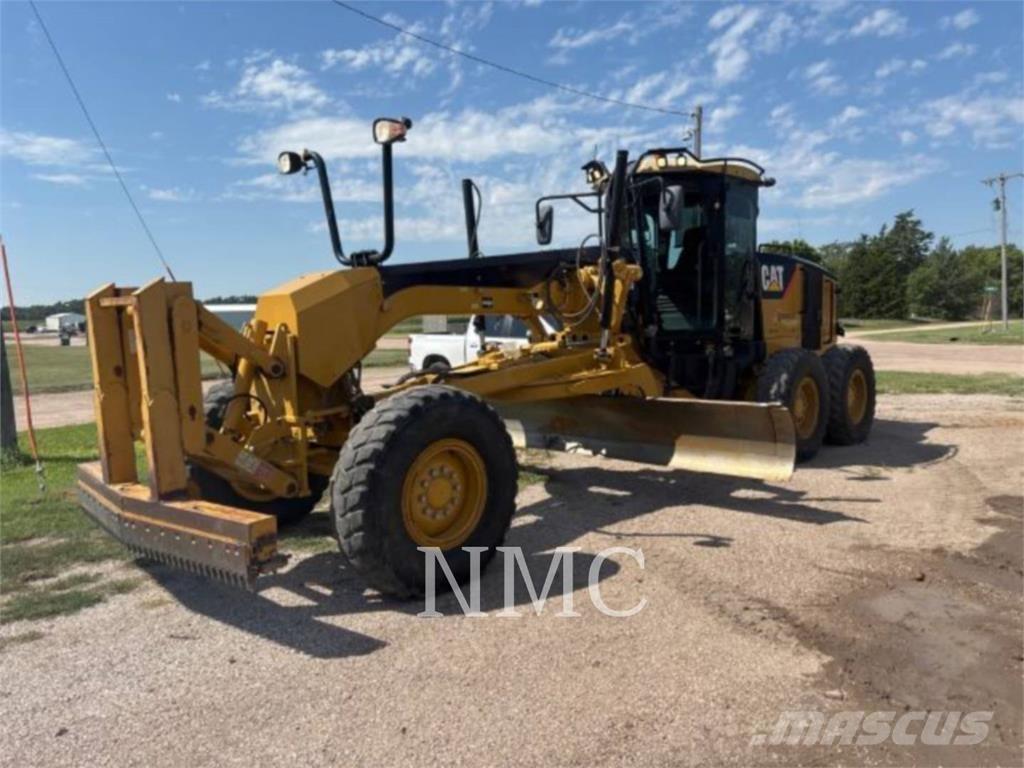 CAT 140M Greideriai