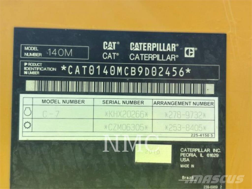 CAT 140M Greideriai