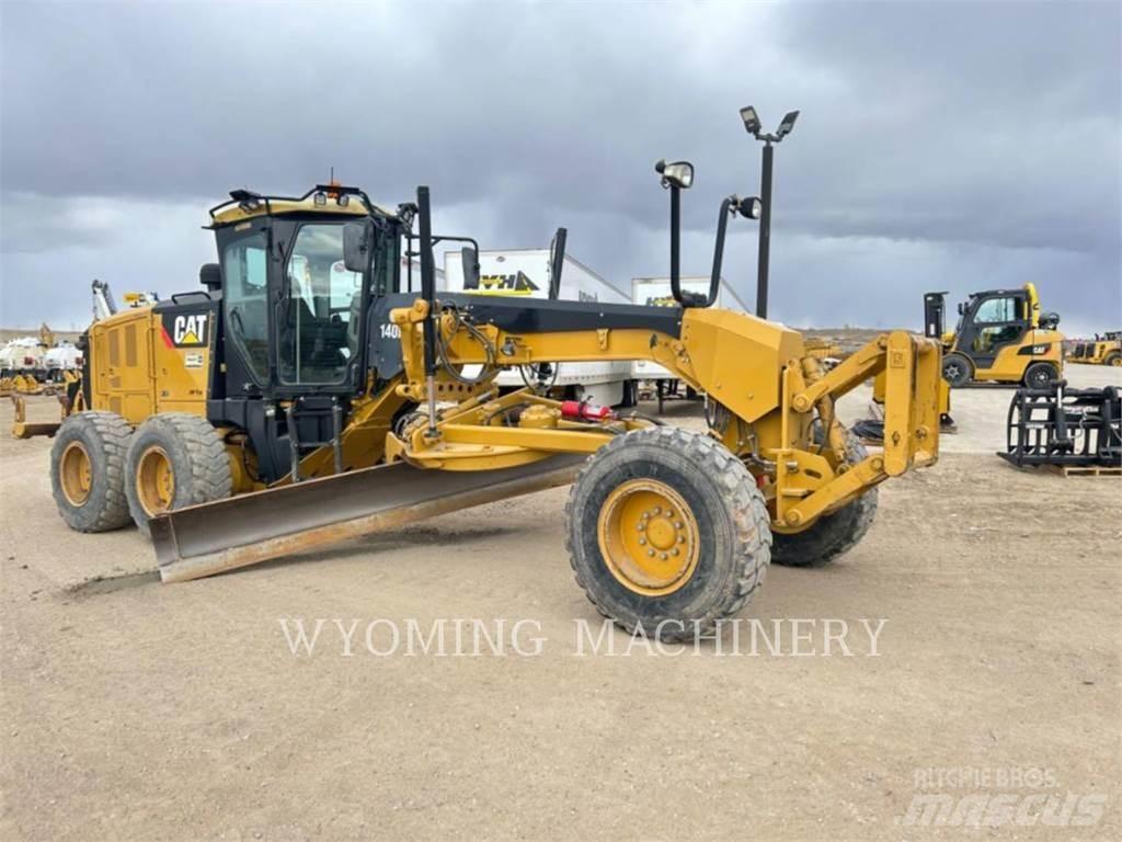 CAT 140M 2 Greideriai