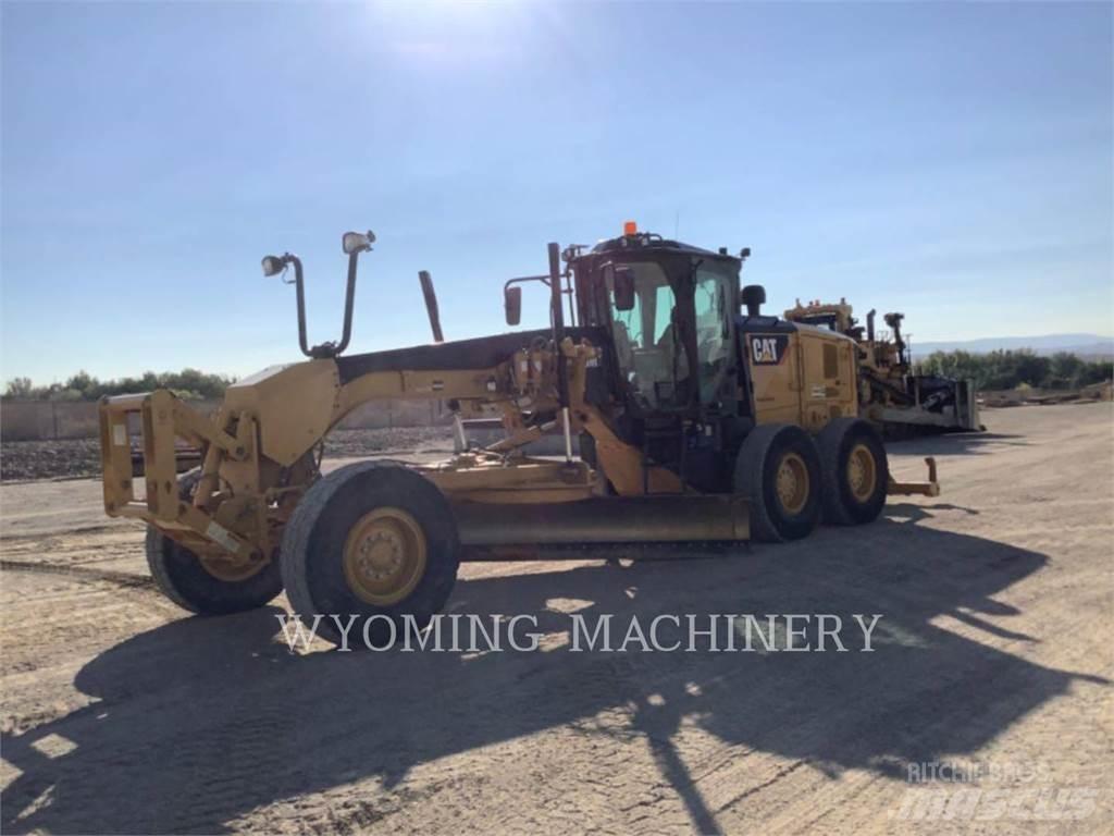 CAT 140M 3 Greideriai