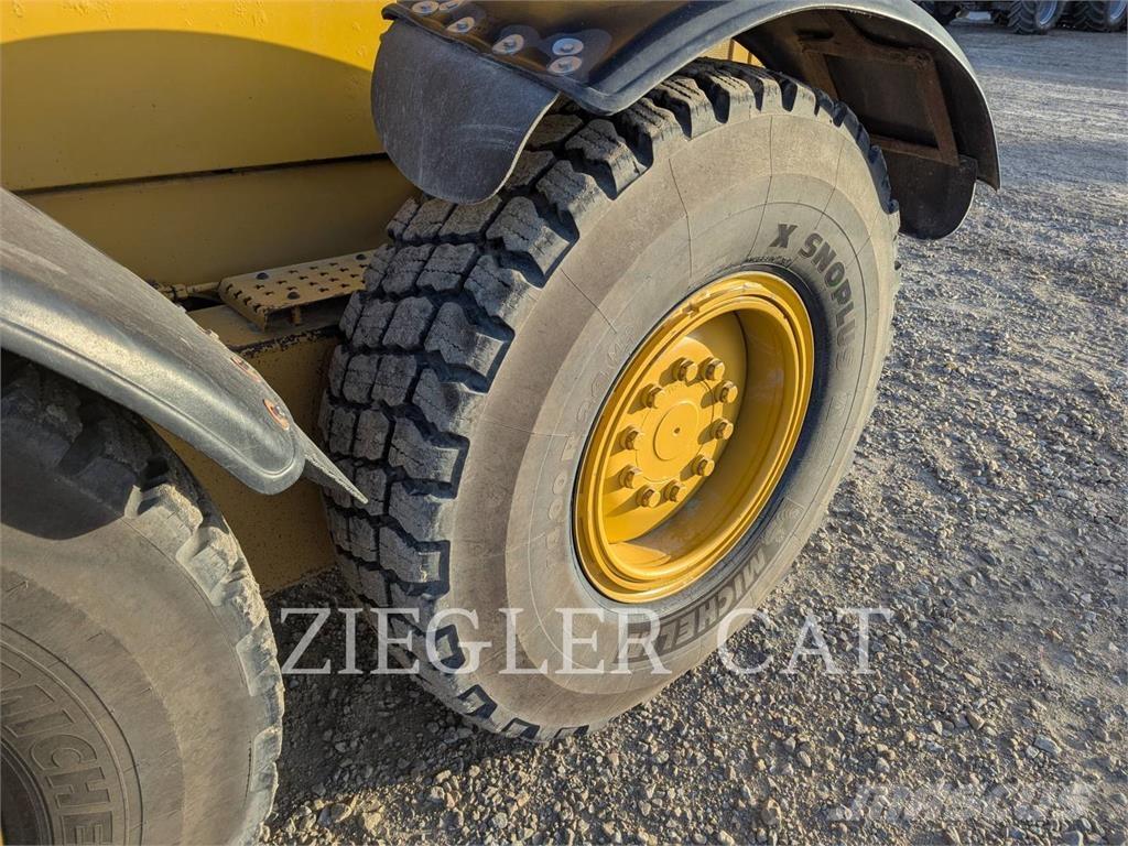 CAT 140M2 Greideriai