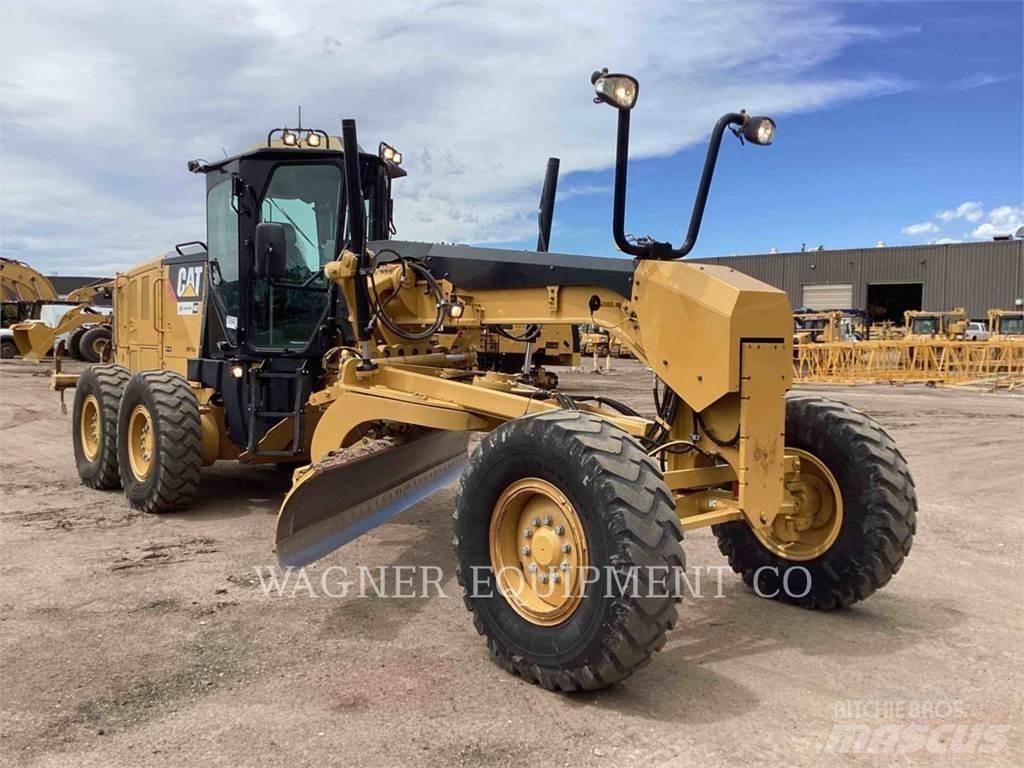 CAT 140M2 Greideriai