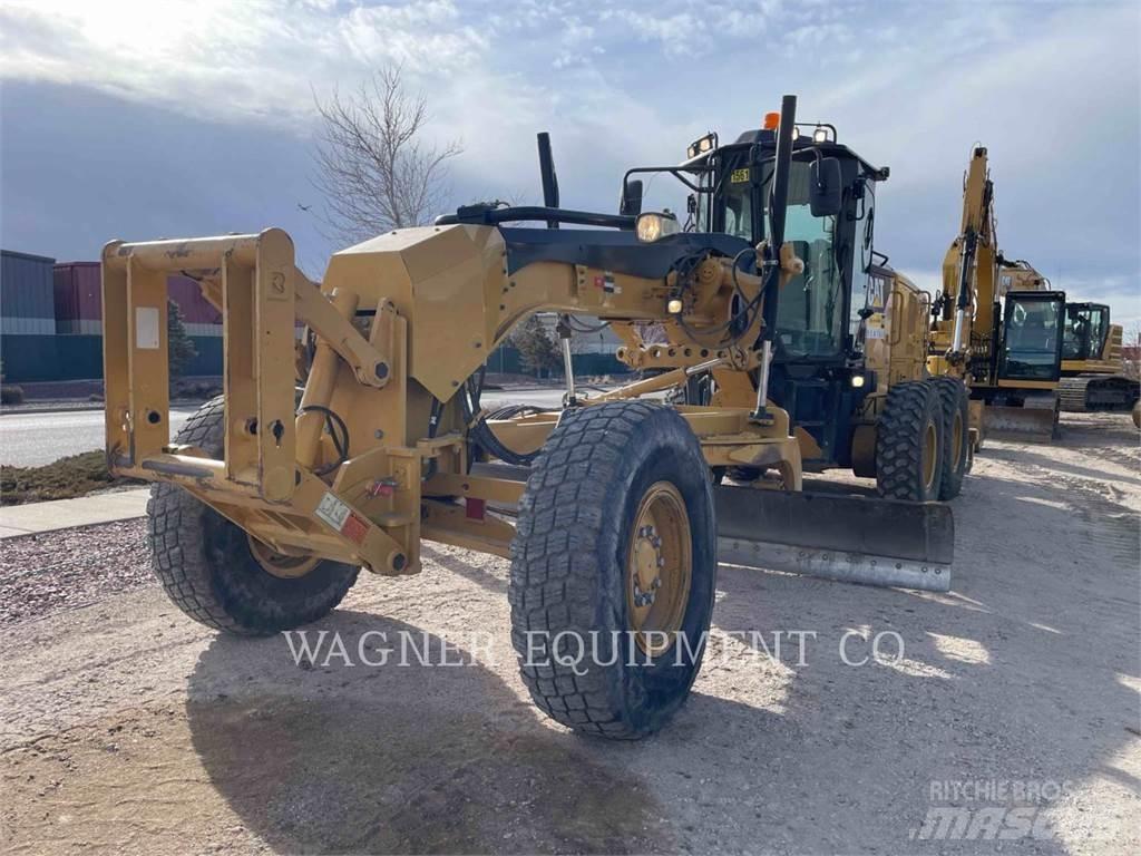 CAT 140M2 Greideriai
