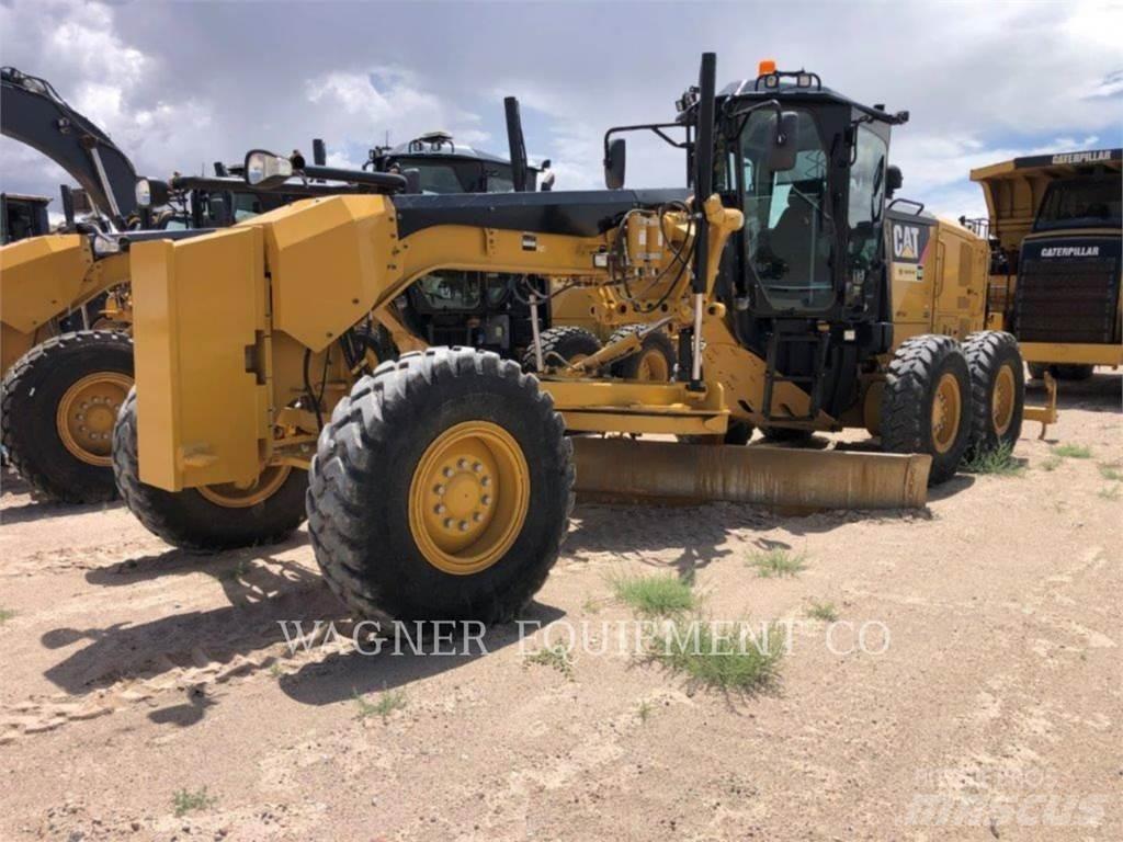 CAT 140M2 Greideriai
