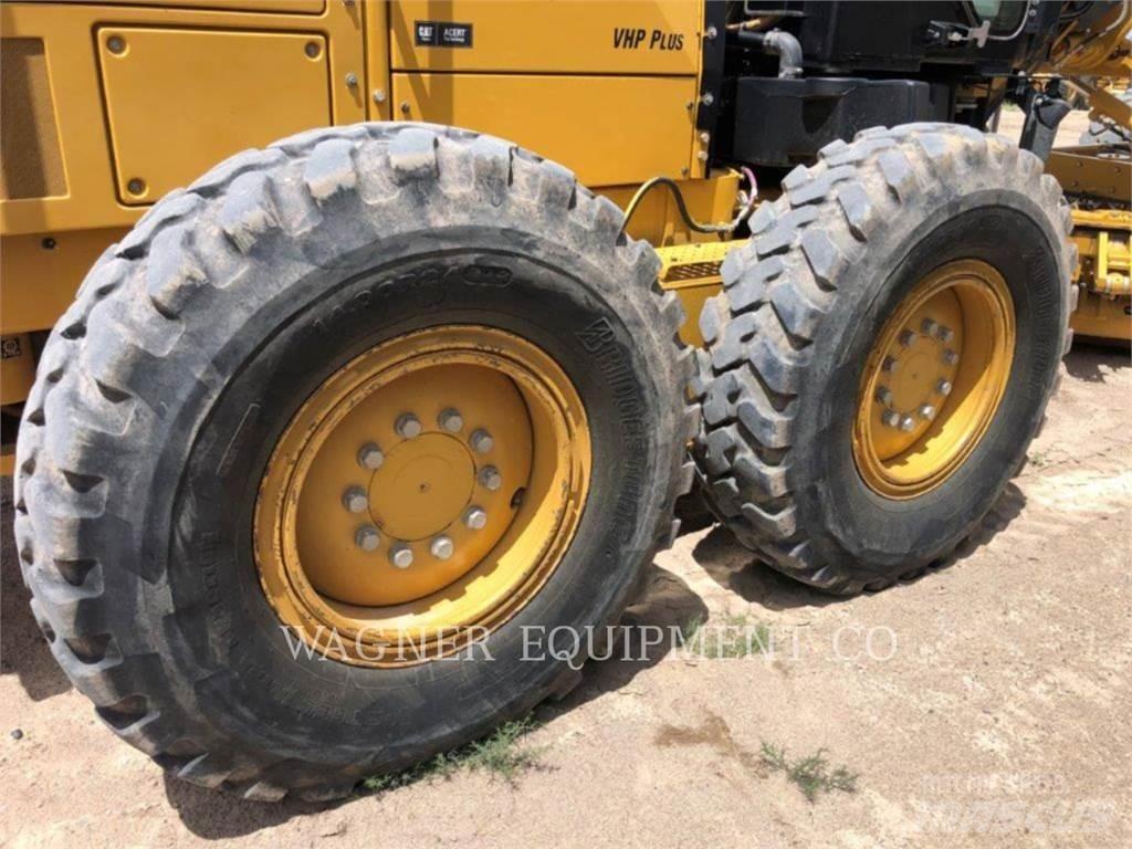 CAT 140M2 Greideriai
